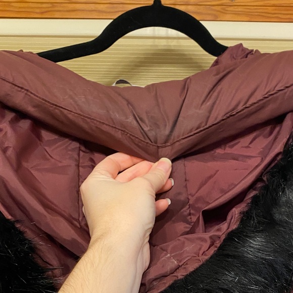 Columbia Maroon Hooded Puffer Jacket - Picture 7 of 13